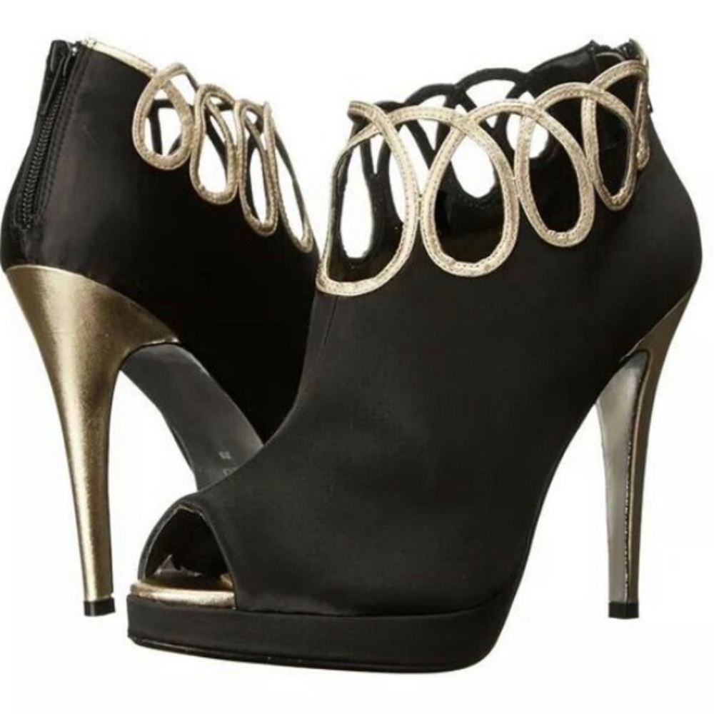 E! Live From the Red Carpet Solange Platform Heels